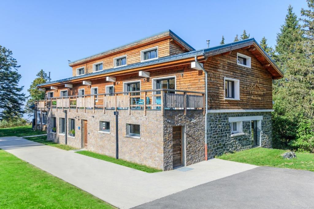 Photo de L'Etincelle Mountain Lodge