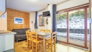 V du Bachat - Sorbiers F N 11 - 2P6 à Chamrousse